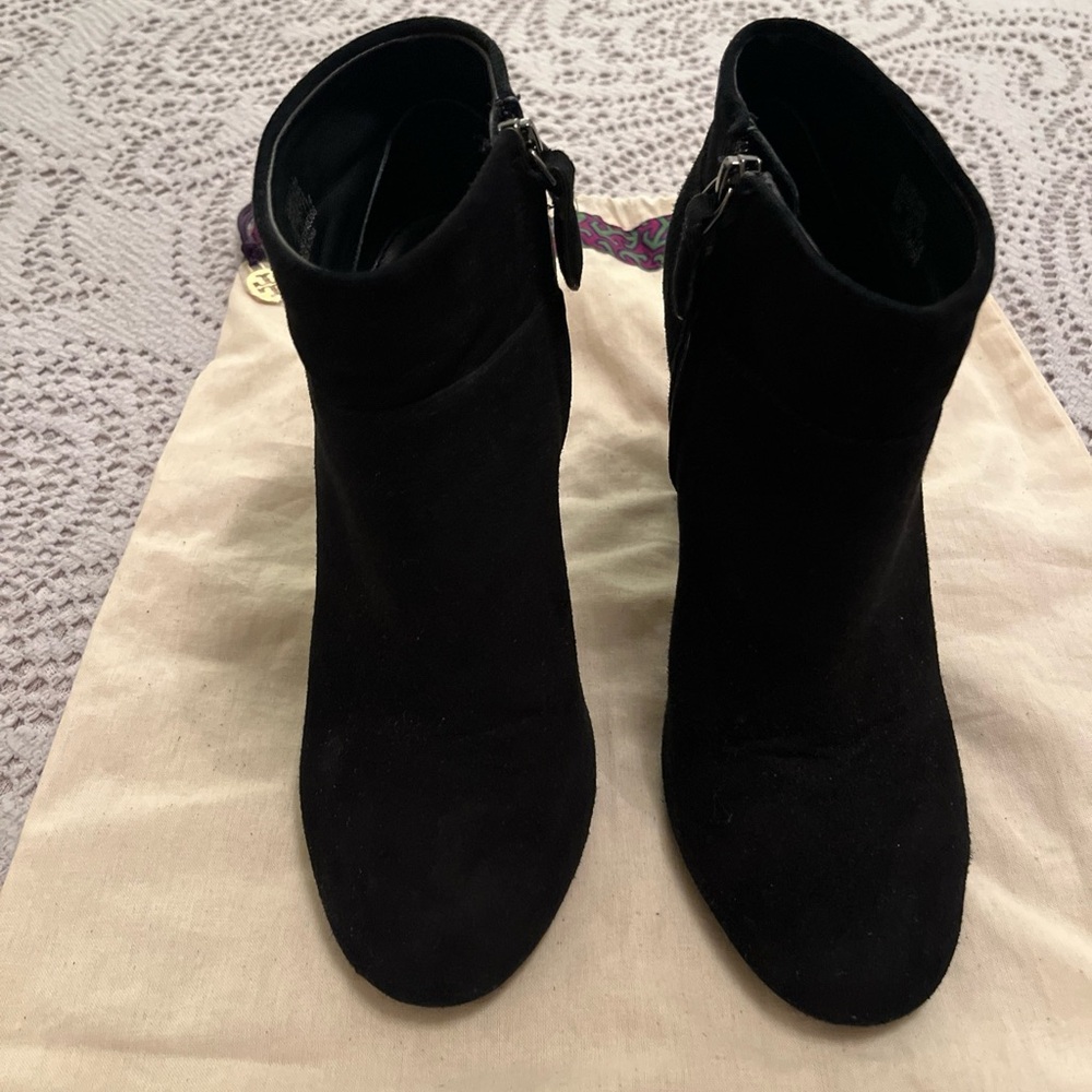 Tory Burch Fulton black suede ankle boots booties size 8 - Picture 2 of 13